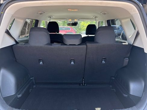 Used 2025 Kia Soul LX w/ LX Technology Package FWD image 29