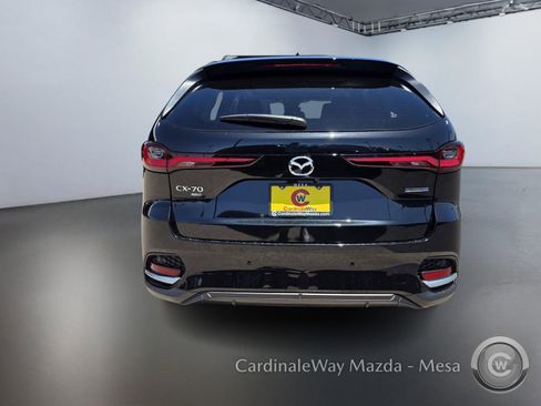New 2025 MAZDA CX-70 Plug-In Hybrid w/ Premium Pkg image 5