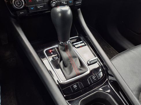 Used 2022 Jeep Compass Trailhawk w/ Trailhawk Convenience Group image 13