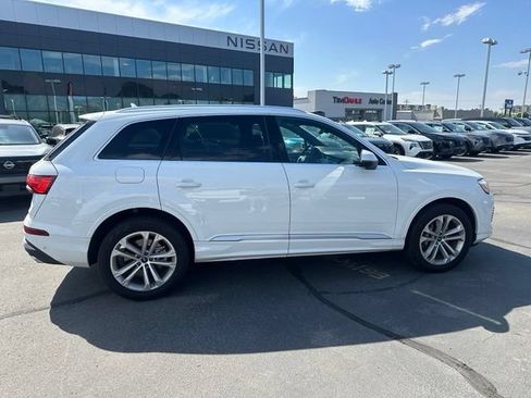 Used 2025 Audi Q7 3.0T Premium Plus AWD/4WD image 13