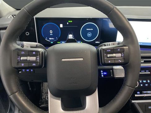 Used 2025 Hyundai Santa Fe Limited image 20