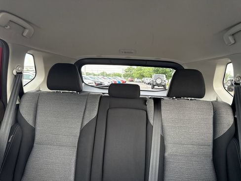 Used 2021 Nissan Rogue S FWD image 23