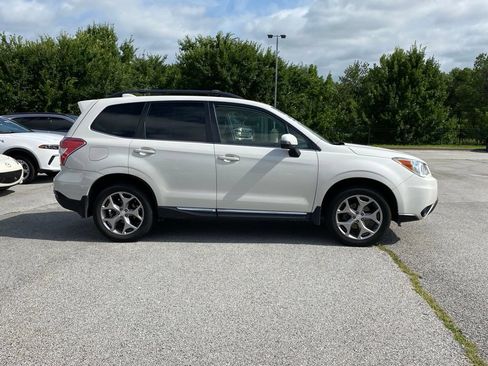 Used 2016 Subaru Forester 2.5i Touring w/ Protection Package #2 AWD/4WD image 8