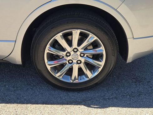 Used 2022 Buick Envision Avenir w/ Technology Package II image 6