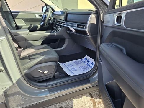 New 2026 Hyundai Santa Fe Limited AWD/4WD image 18