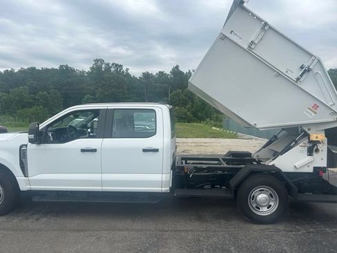 Used 2023 Ford F250 XL RWD image 10