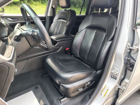 Certified 2021 Jeep Grand Cherokee L Limited AWD/4WD image 18