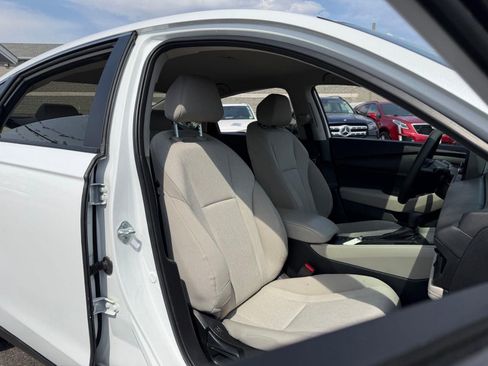 Used 2023 Honda Accord LX image 10