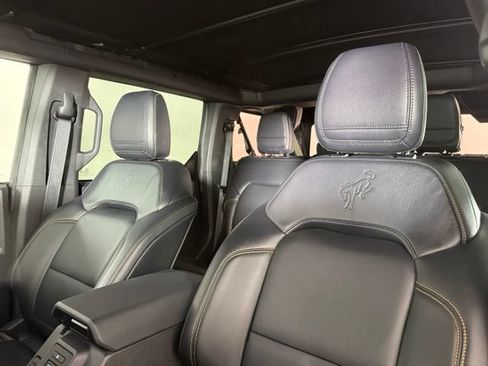 Used 2023 Ford Bronco Badlands AWD/4WD image 14
