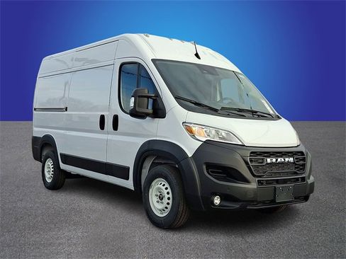 Used 2024 RAM ProMaster 2500 w/ Safety Group image 3