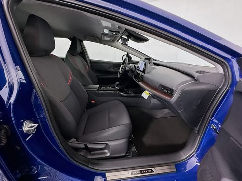 Used 2026 Toyota Prius Plug-In Hybrid FWD image 26