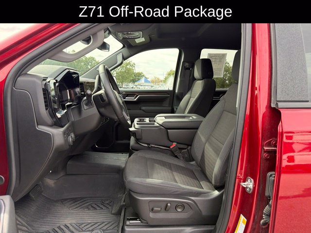 Certified 2025 Chevrolet Silverado 1500 RST AWD/4WD image 8