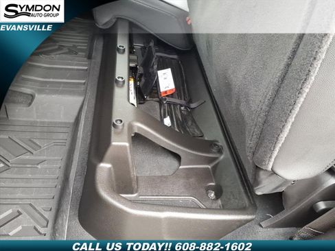 Used 2024 Chevrolet Colorado Trail Boss w/ Advanced Trailering Package image 8