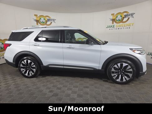 Used 2025 Ford Explorer Platinum w/ LUX Leather Package AWD/4WD image 10