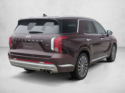 Used 2024 Hyundai Palisade Calligraphy image 5