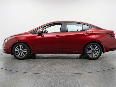 Used 2025 Nissan Versa SV image 5