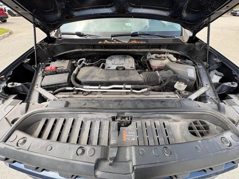 Used 2020 Chevrolet Silverado 1500 Custom w/ Custom Value Package AWD/4WD image 29