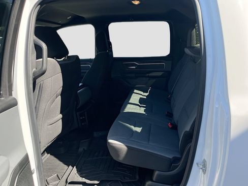Used 2023 RAM 1500 Big Horn AWD/4WD image 24
