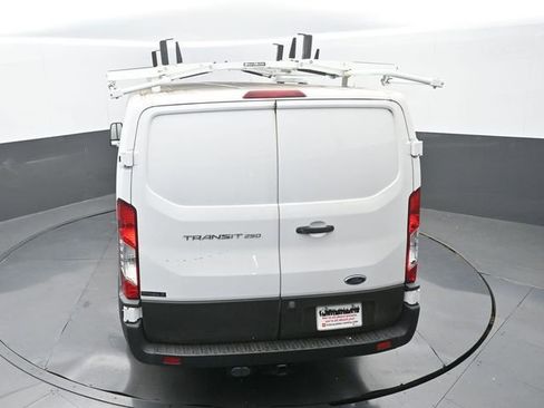 Used 2022 Ford Transit 250 Low Roof RWD image 15
