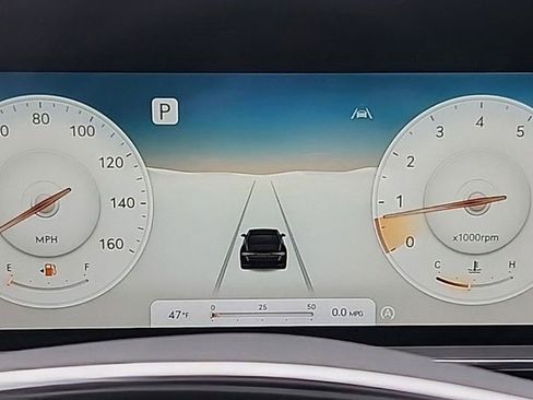 Used 2025 Genesis G90 3.5T image 10