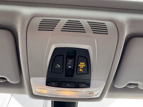 Used 2015 BMW 320i Sedan image 36