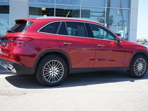 Used 2026 Mercedes-Benz GLC 300 image 9