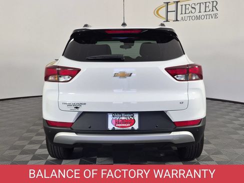 Certified 2026 Chevrolet TrailBlazer LT w/ Driver Confidence Package FWD image 5
