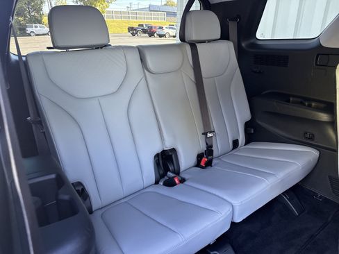 Used 2023 Hyundai Palisade SEL AWD/4WD image 15