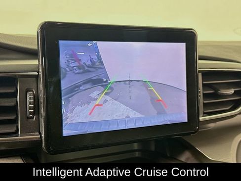 Certified 2020 Ford Explorer XLT w/ Equipment Group 202A image 15