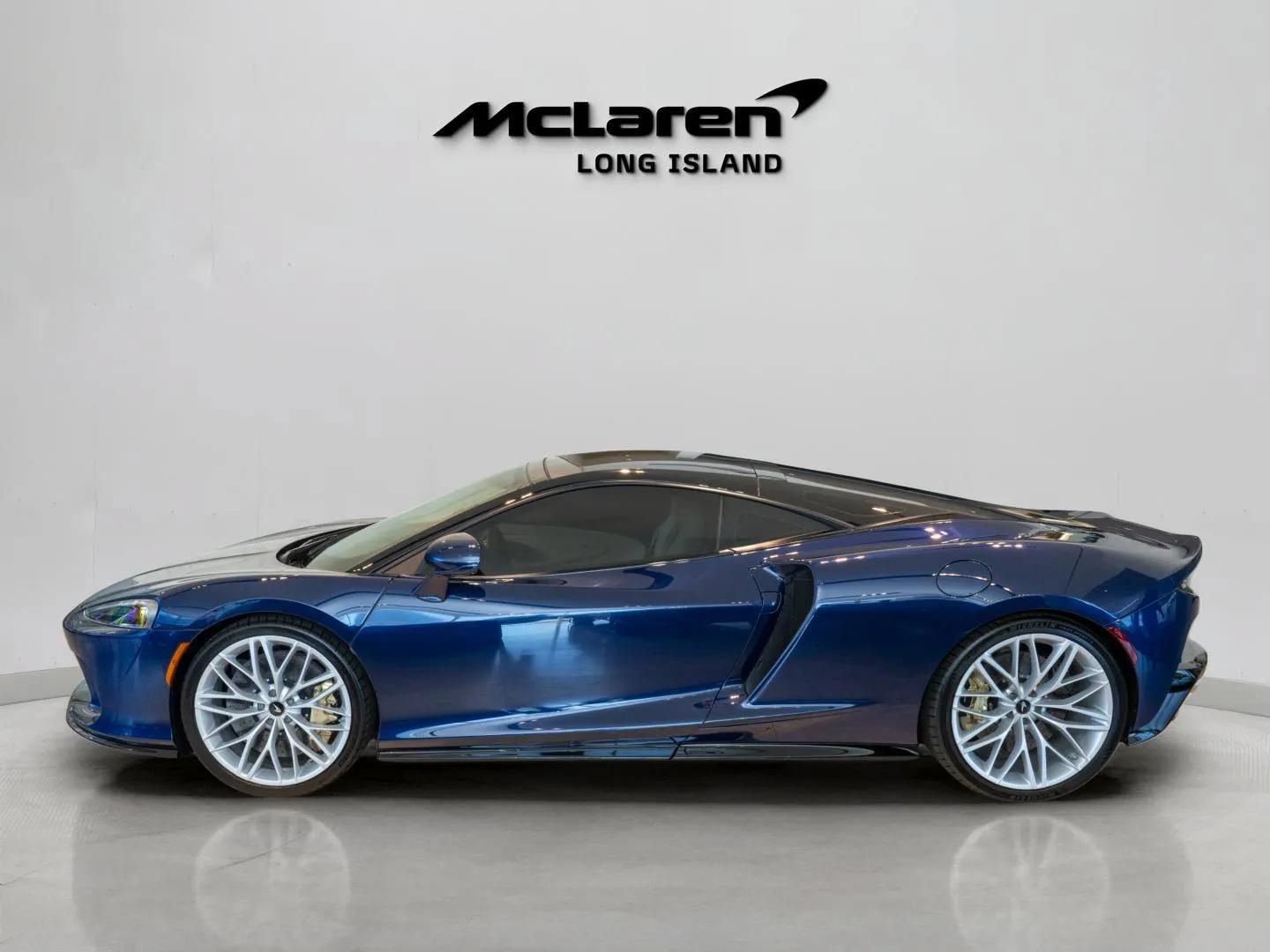 Used 2023 McLaren GT RWD image 7