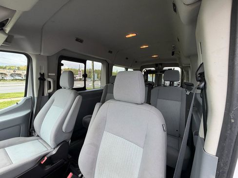 Used 2018 Ford Transit 350 XL RWD image 18