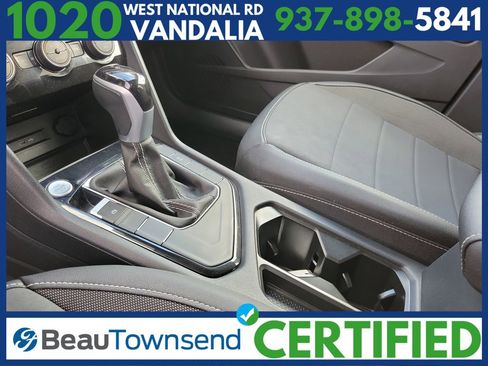 Used 2024 Volkswagen Taos SE image 29