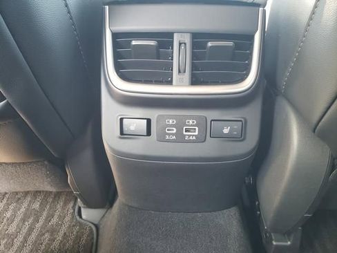 Used 2024 Subaru Outback Limited image 12