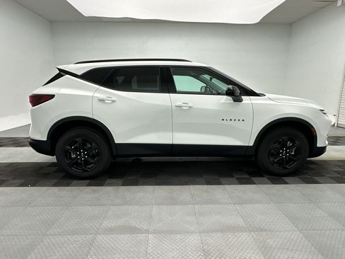 New 2026 Chevrolet Blazer LT w/ Midnight/Sport Edition AWD/4WD image 8