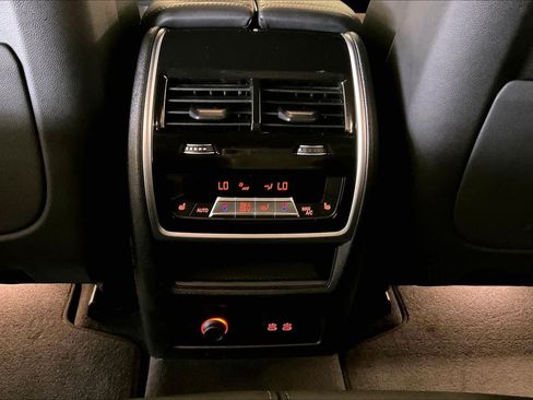 Used 2025 BMW X5 xDrive40i image 33