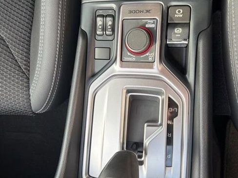 Used 2023 Subaru Forester Premium image 20