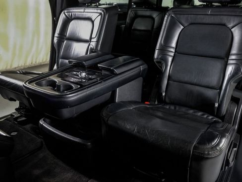 Used 2021 Lincoln Navigator L Reserve w/ Luxury Package image 31