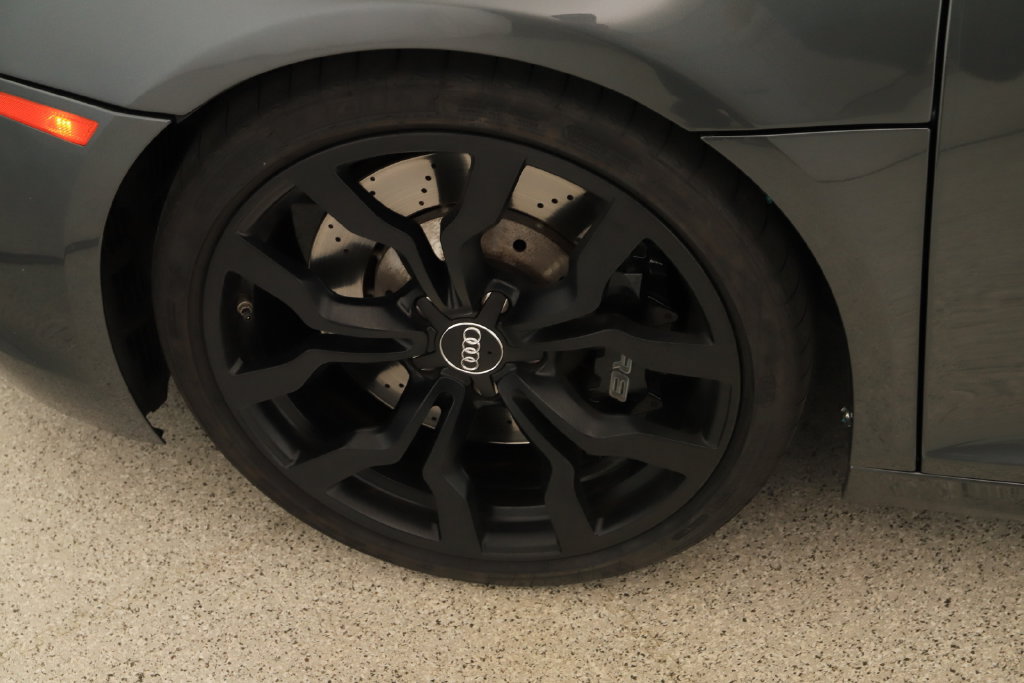 Used 2011 Audi R8 V10 AWD/4WD image 33