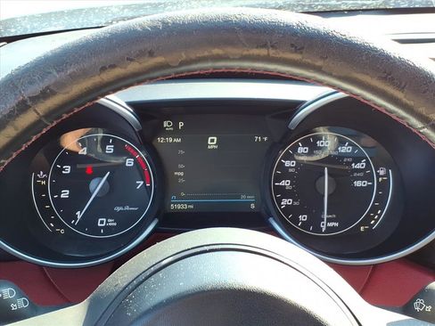 Used 2020 Alfa Romeo Giulia Ti Sport w/ Quick Order Package 22U Sport image 33