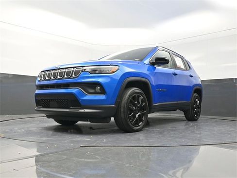 Used 2022 Jeep Compass Latitude image 29