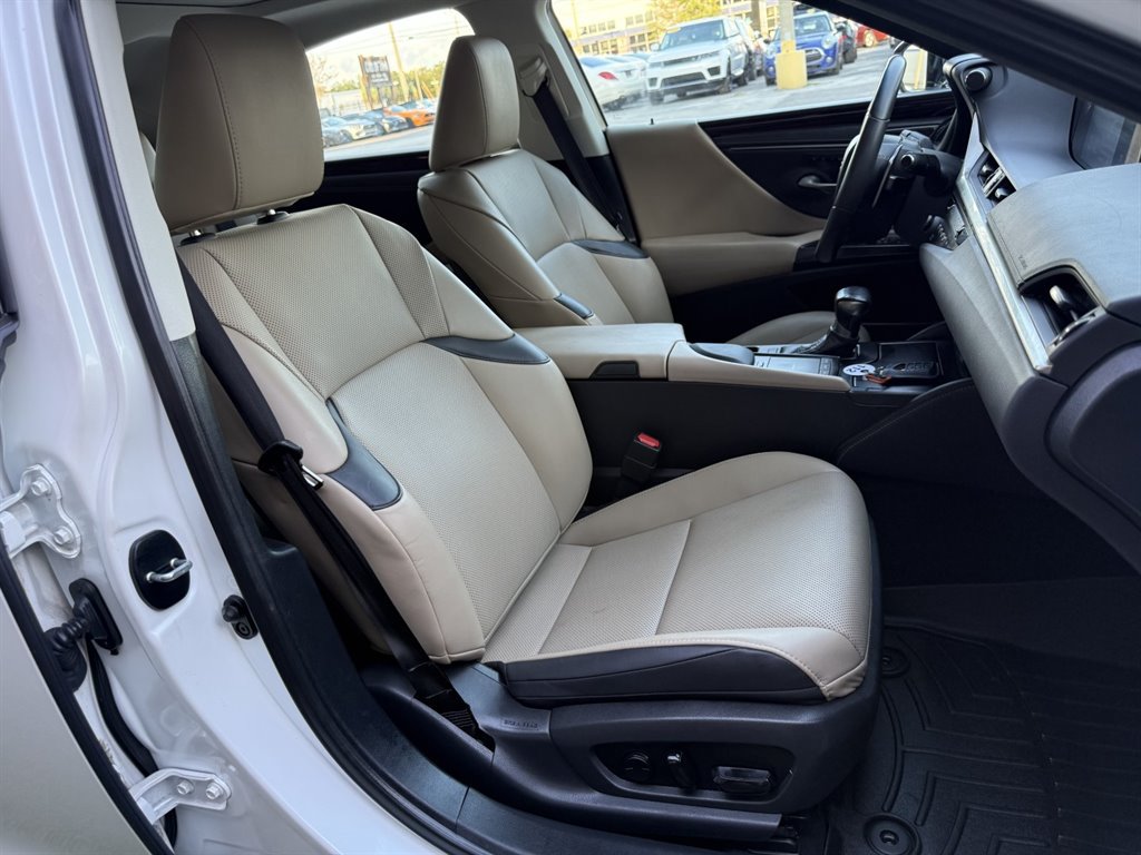 Used 2020 Lexus ES 350 w/ Premium Package FWD image 19