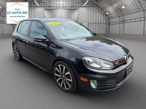 Used 2014 Volkswagen GTI Driver's Edition FWD image 3