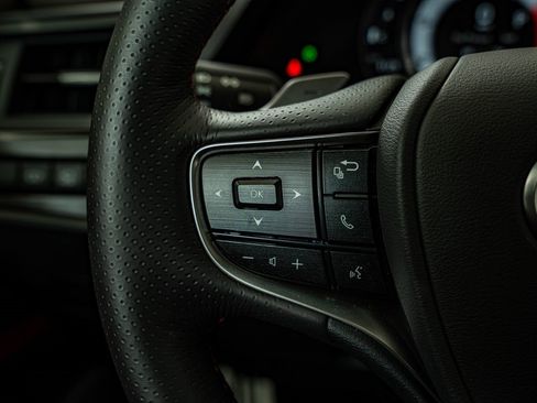 Certified 2025 Lexus ES 350 F Sport image 22