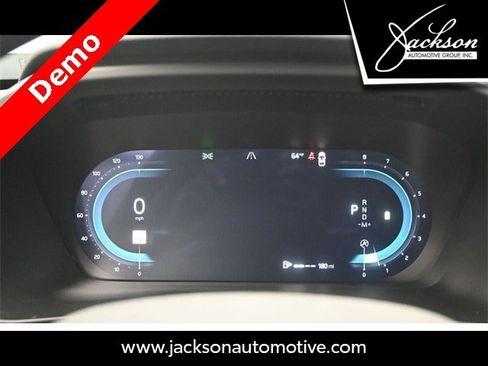 New 2025 Volvo XC40 B5 Ultra image 10
