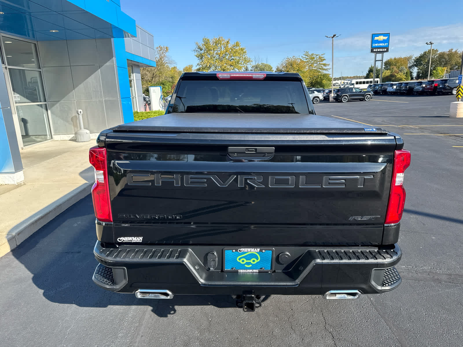 Certified 2021 Chevrolet Silverado 1500 RST w/ Z71 Off-Road Package AWD/4WD image 8