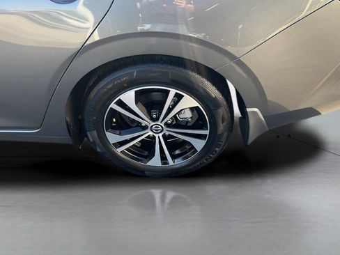 Used 2022 Nissan Sentra SV FWD image 23
