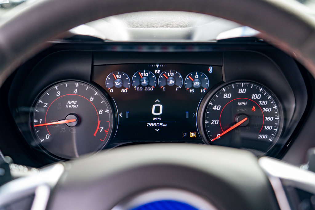Used 2021 Chevrolet Camaro ZL1 RWD image 17