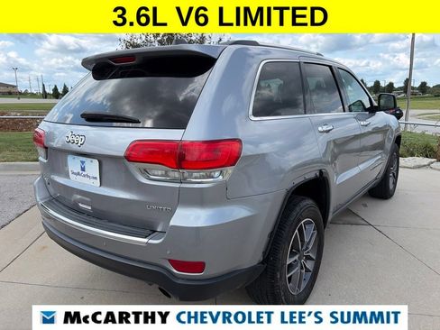 Used 2019 Jeep Grand Cherokee Limited AWD/4WD image 16