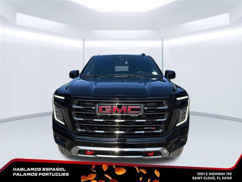 Used 2026 GMC Yukon XL AT4 AWD/4WD image 8