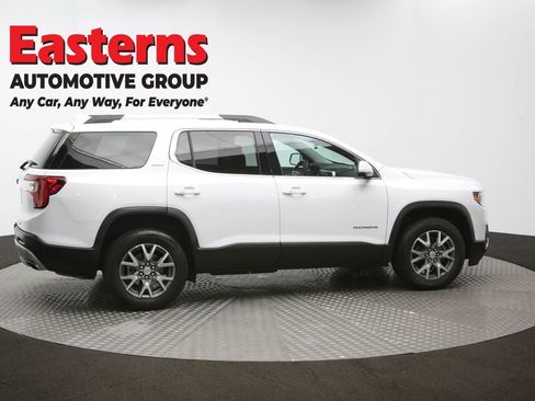 Used 2023 GMC Acadia SLT image 46